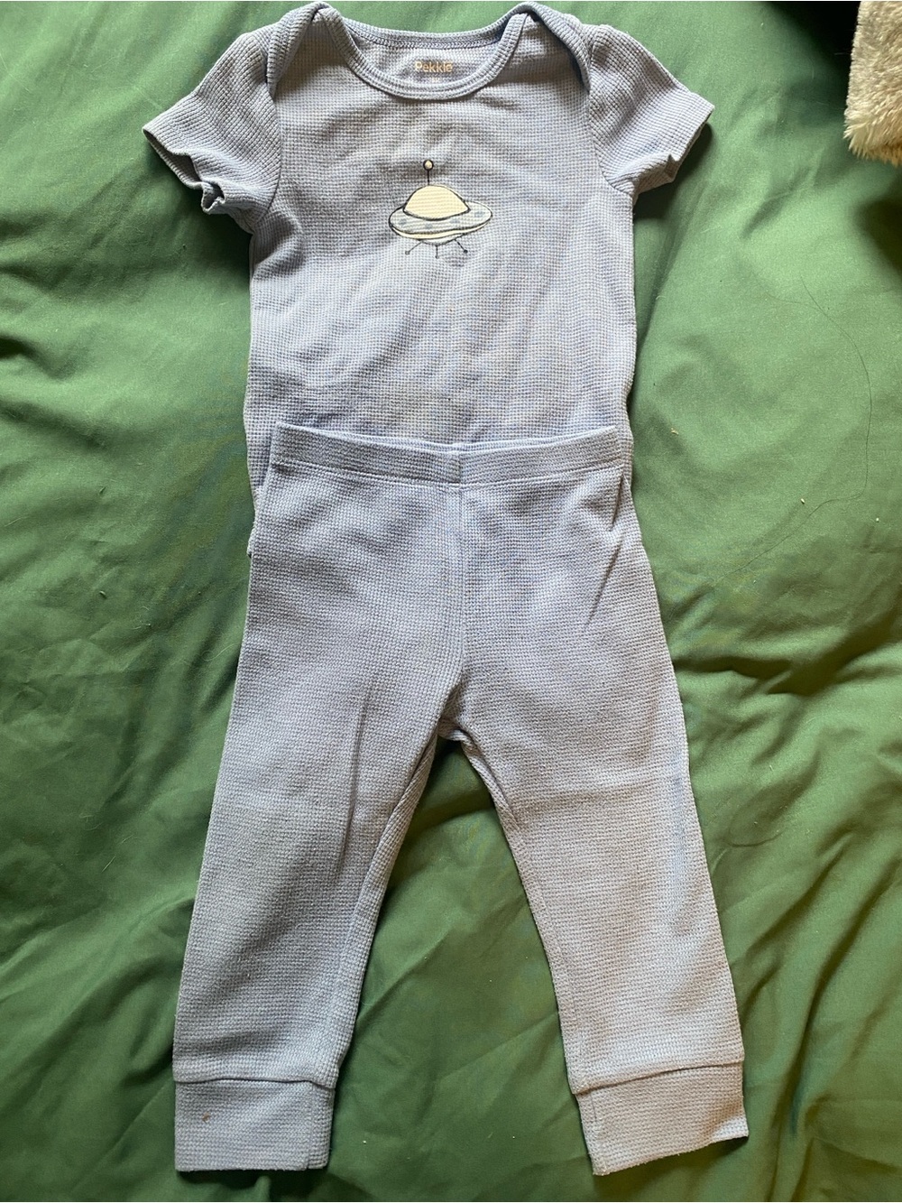 Pekkle 18m Light Blue Baby Pjs/outfit with UFO Patch